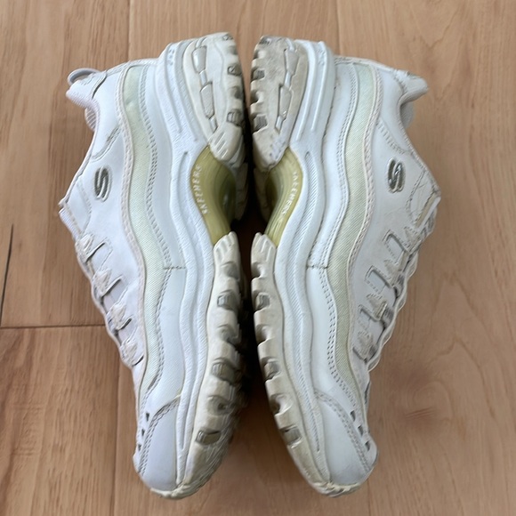 SKECHERS E-2 Sport Womens White Sneakers Stretch Slip On Fitness Shoes - 8 - Picture 10 of 12